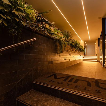 Mint Hotel 84 On Katherine Johannesburg Kültér fotó