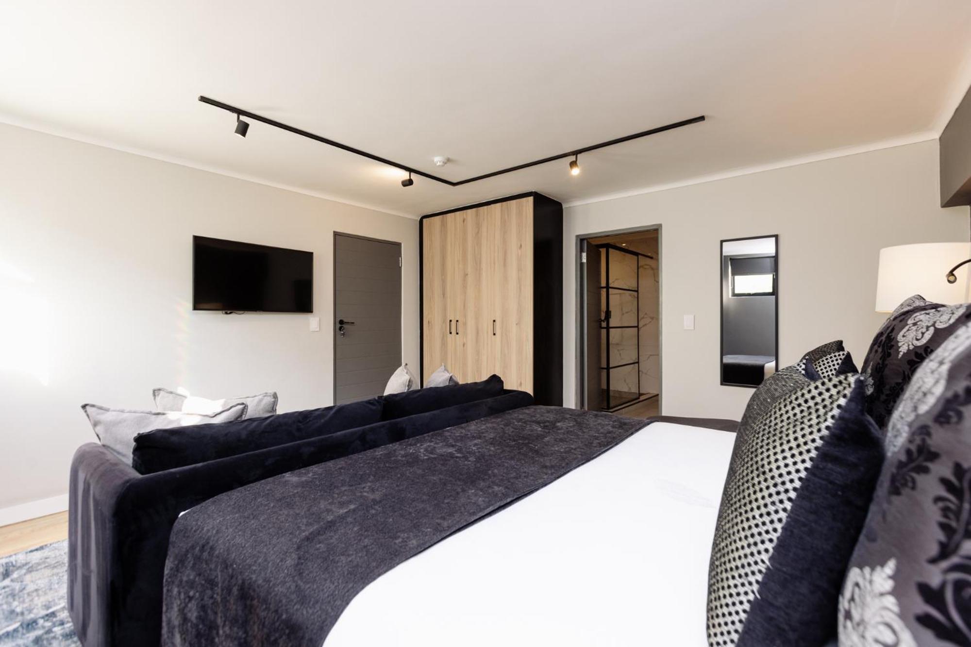 Mint Hotel 84 On Katherine Johannesburg Kültér fotó