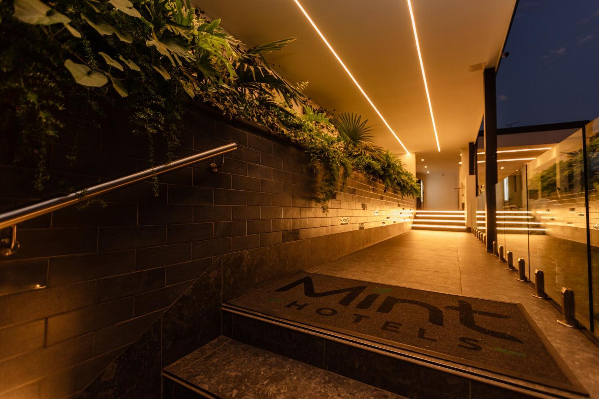 Mint Hotel 84 On Katherine Johannesburg Kültér fotó